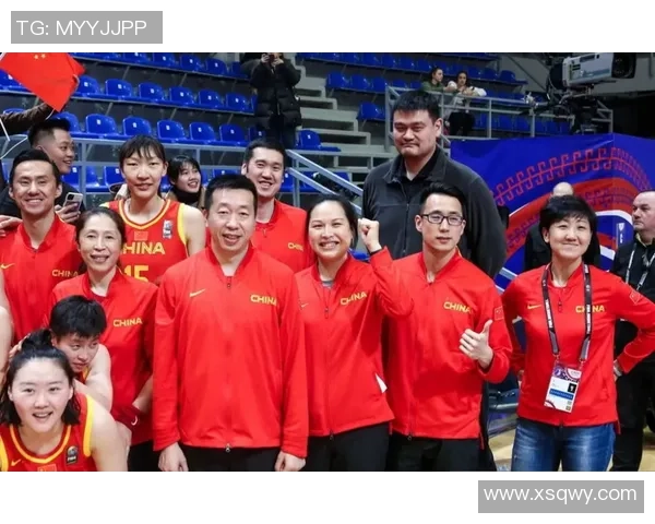 姚明身高优势与高冷气质的完美结合引发球迷热议