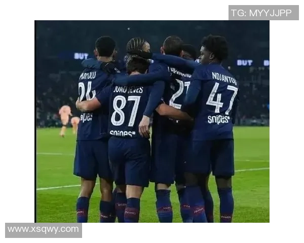 中超热战切尔西与巴黎圣日耳曼握手言和帽子戏法引发全场狂欢