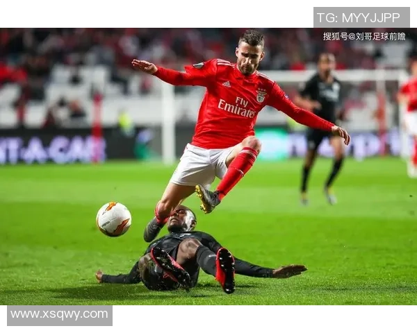 英超激战本菲卡与热刺平局红牌事件引发全场热议与十大精彩进球回顾