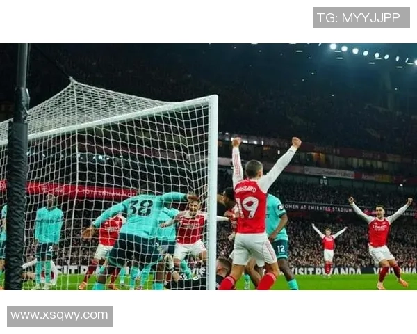 中超热战：多特蒙德凭乌龙球险胜阿森纳引发转会风波